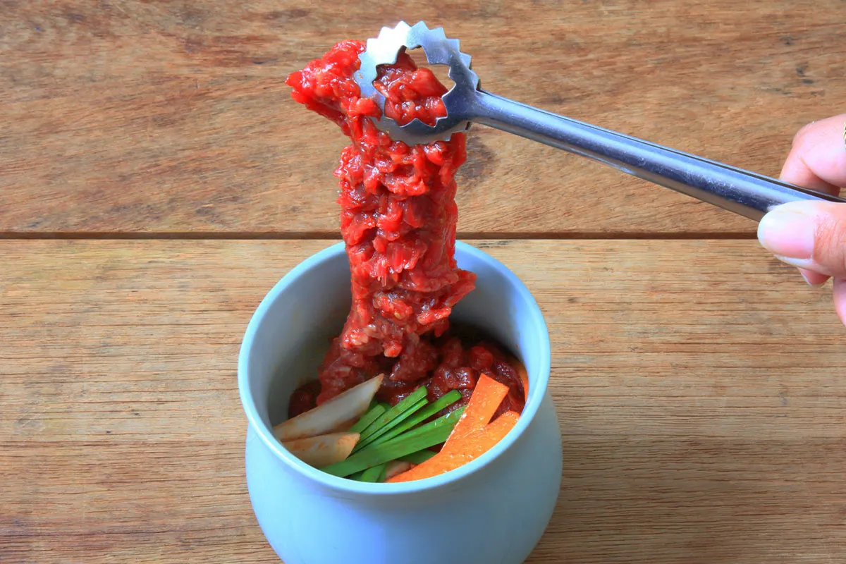 石垣島產和牛秘傳韭菜醬汁壺五花肉